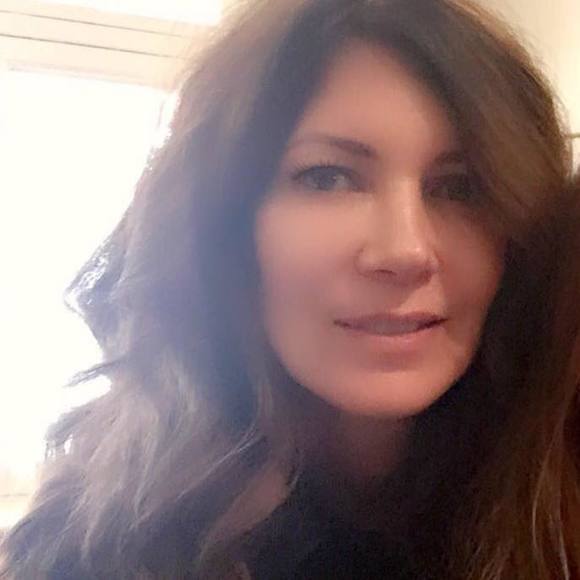 Meet your Posher, Christine - Picture 1 of 1